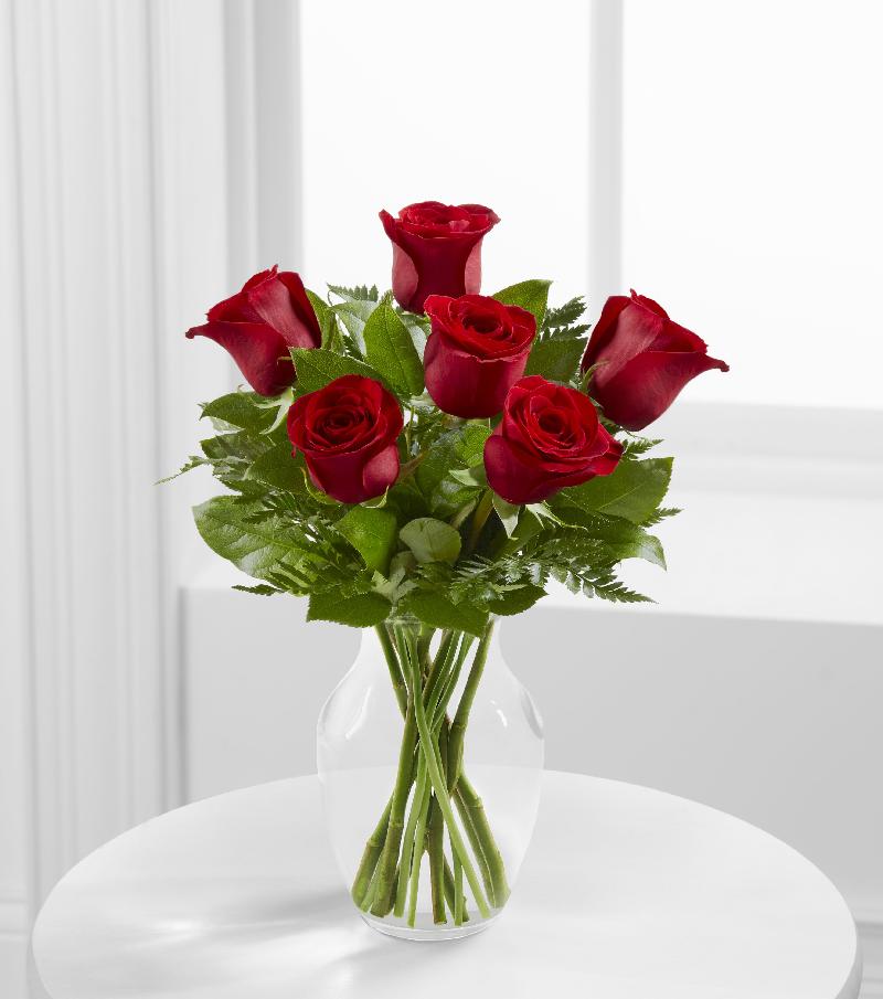 Bouquet de fleurs The Simply Enchanting Rose Bouquet by FTD